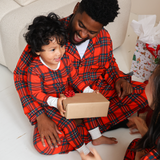 Set di pigiami per bambini in tartan rosso