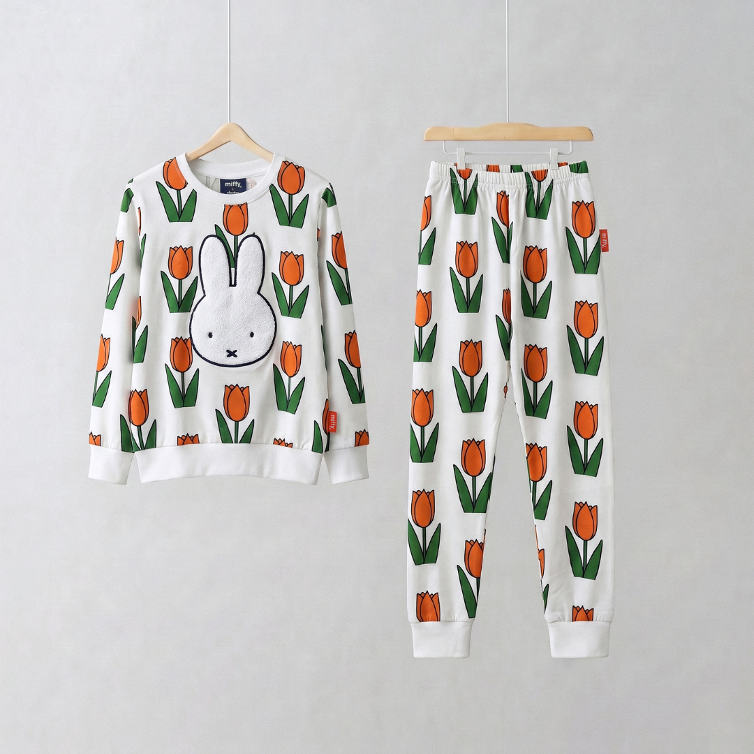 Miffy: set da salotto in bambù con stampa a tulipani “Meadow”, vista frontale