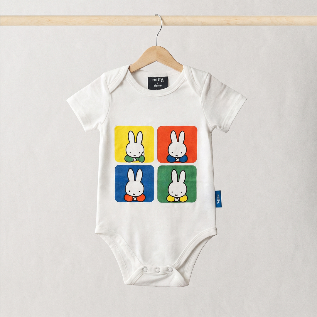 Body per neonati in bambù in stile retrò Miffy pop art, vista frontale